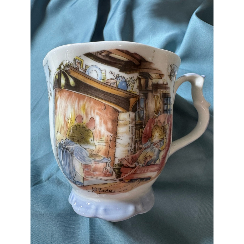Royal Albert Royal Doulton Brambly Hedge Mug Winter Series