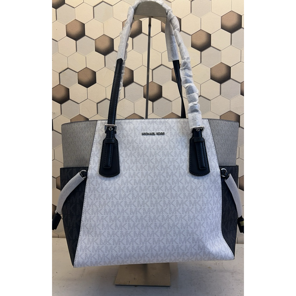 mk tote bag wanita voyager