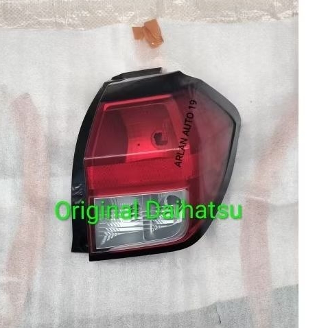 stoplamp Daihatsu Ayla lampu belakang ayla kanan