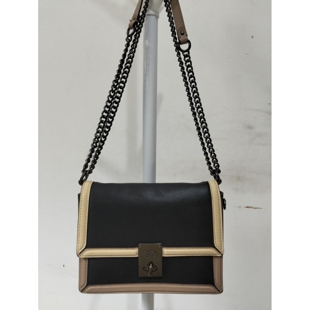 Coach Hutton Shoulderbag