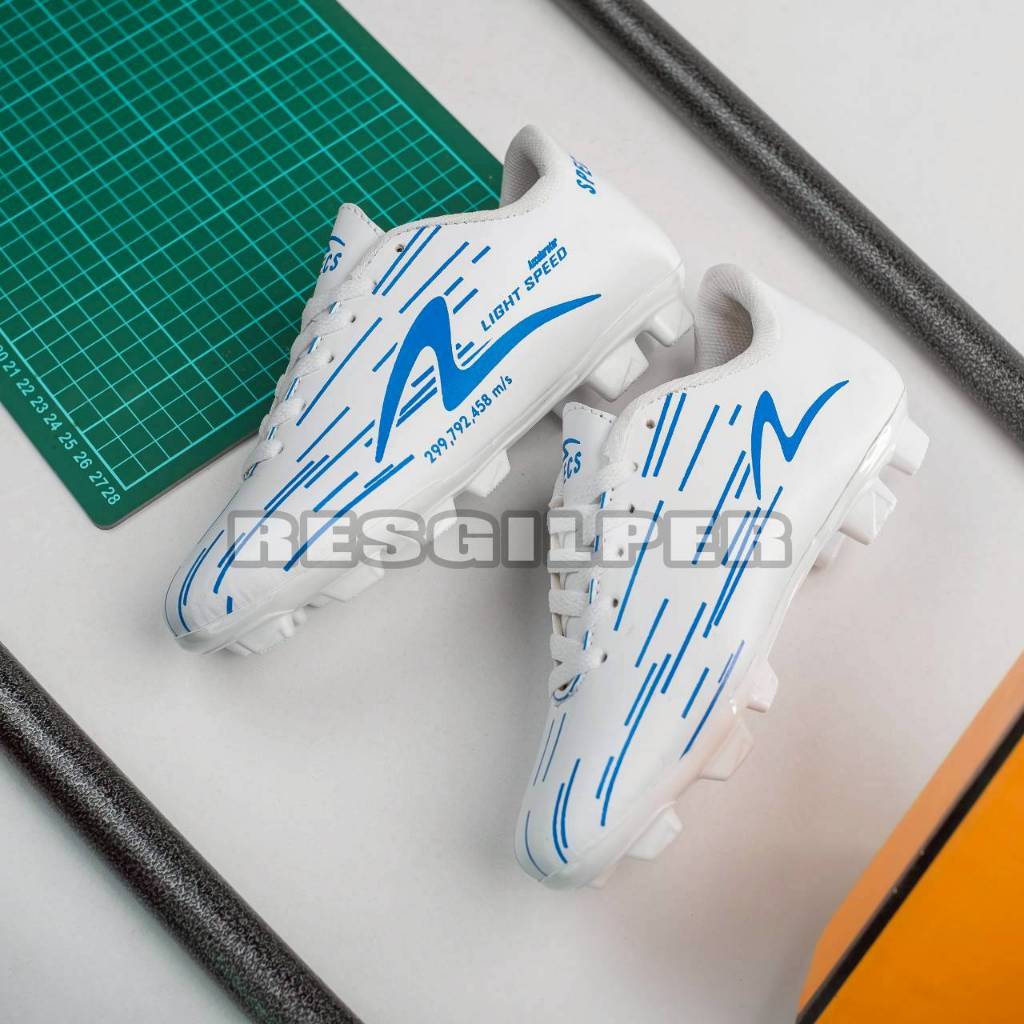 Sepatu Bola Ukuran Anak-Anak (33-38) Terbaru sepatu bola anak specs Lightspeed Reborn