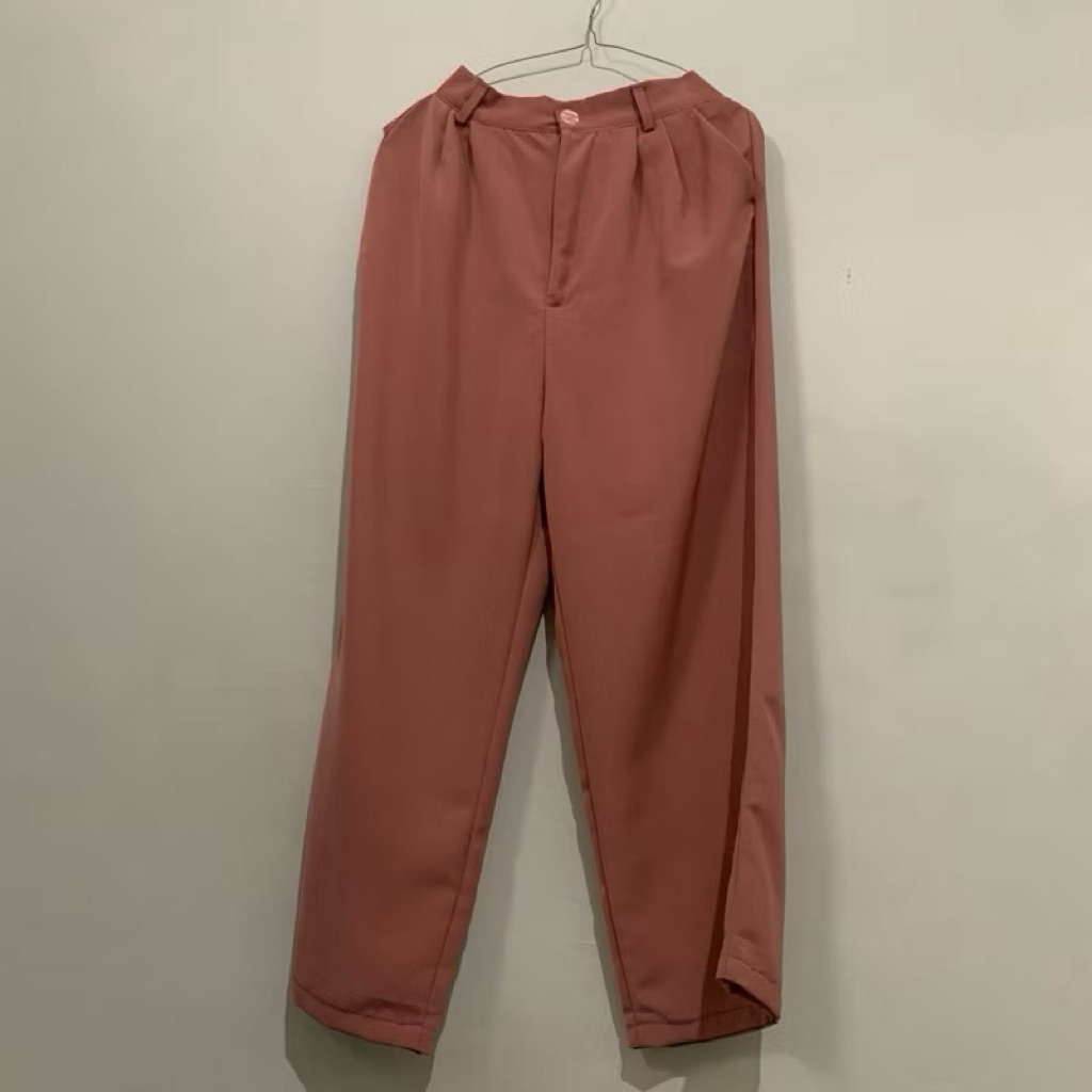 PRELOVED CELANA SIVALI