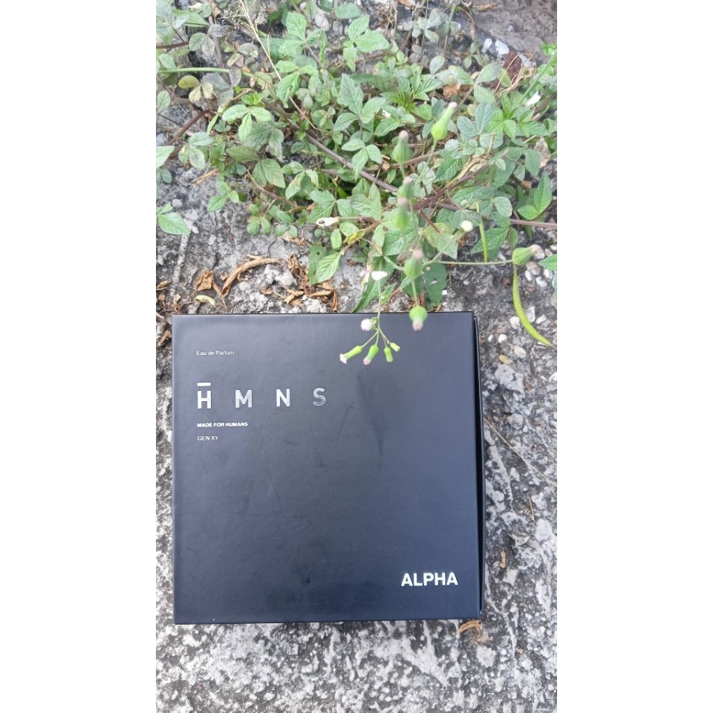 PRELOVED HMNS ALPHA 100ML (BARU DIPAKE 5 SPRAY)