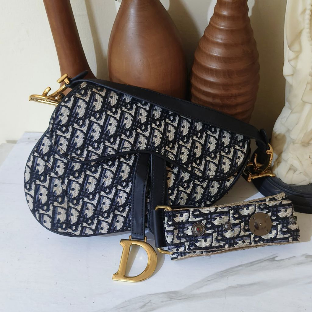 SADDLE BAG