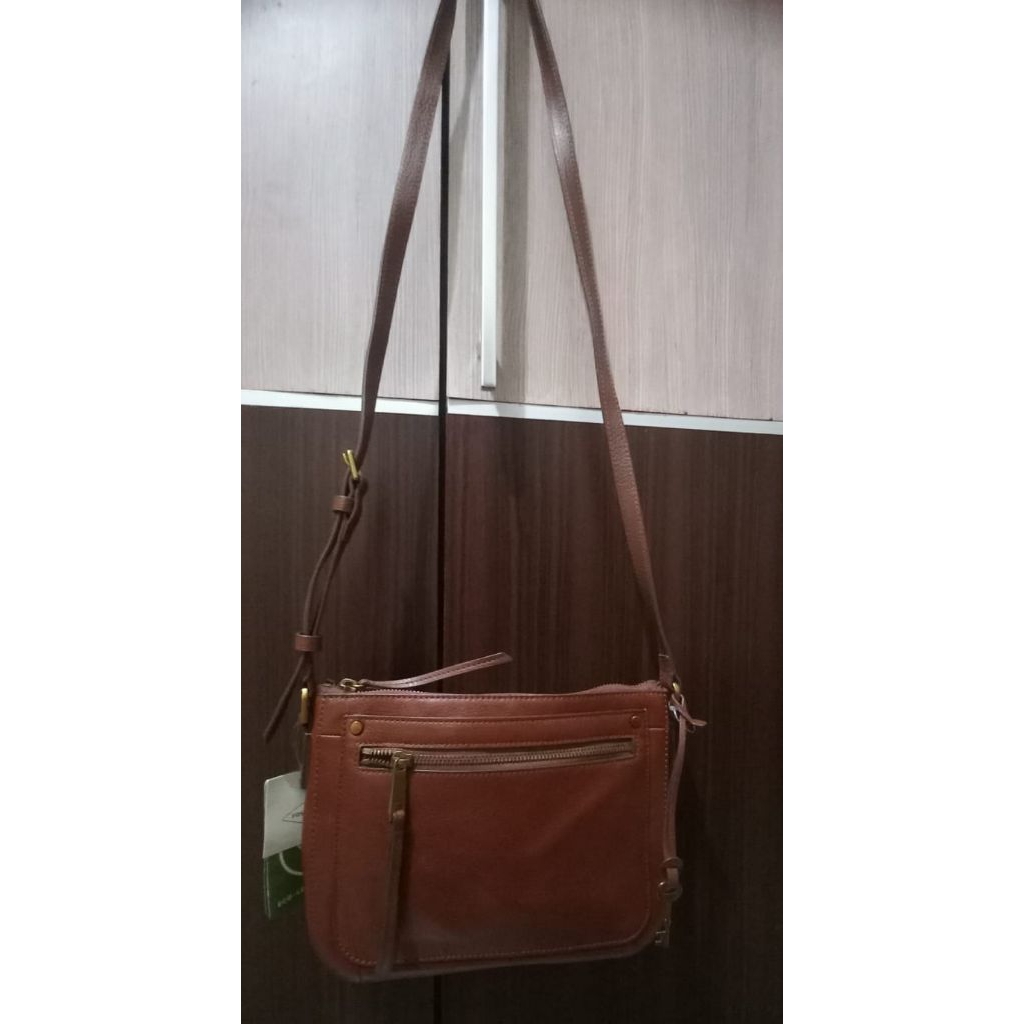 [READY] NEW FOSSIL FULL KULIT TAS WANITA SLING BAG TAS SELEMPANG