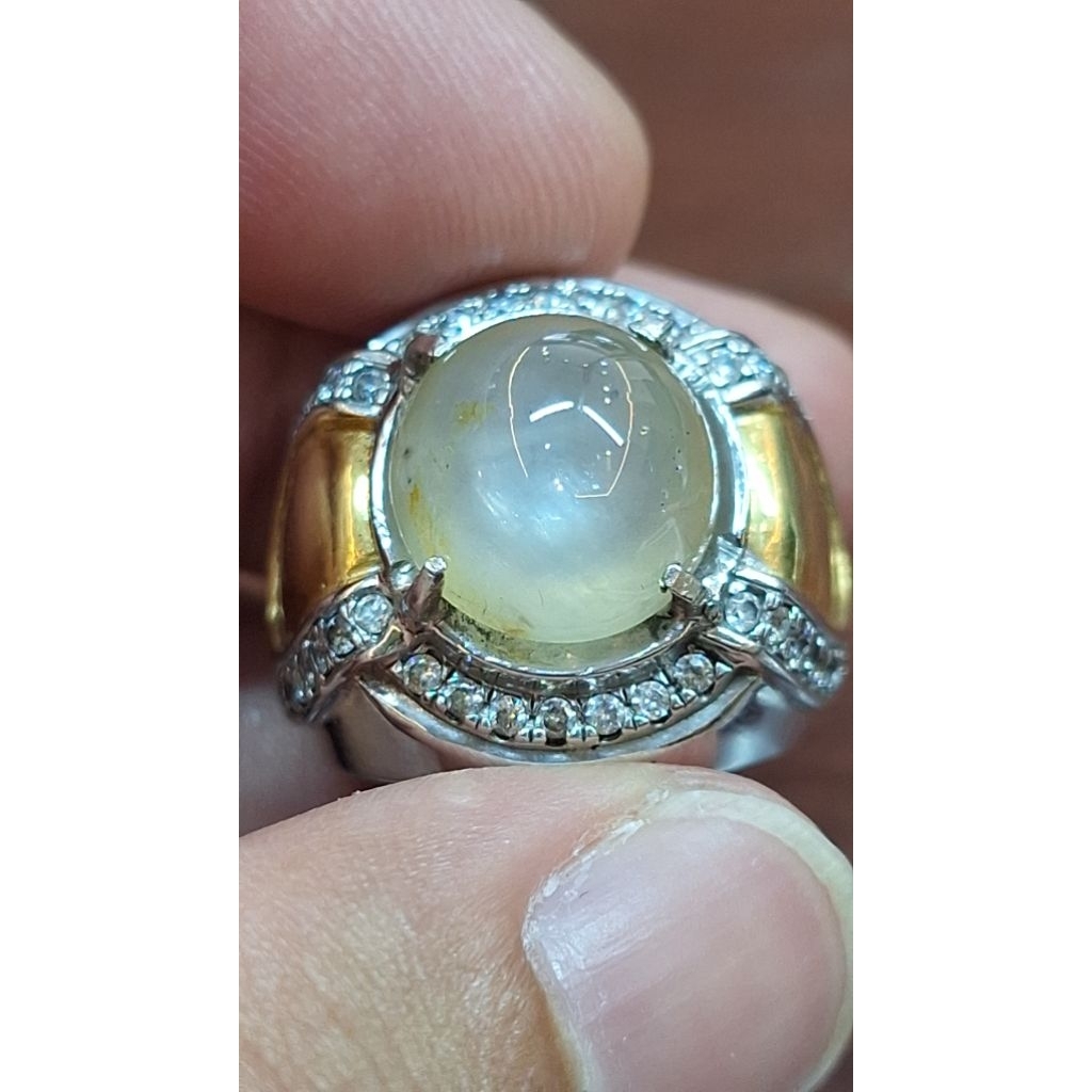 Natural yellow sapphire srilanka / Mirah cempaka ceylon