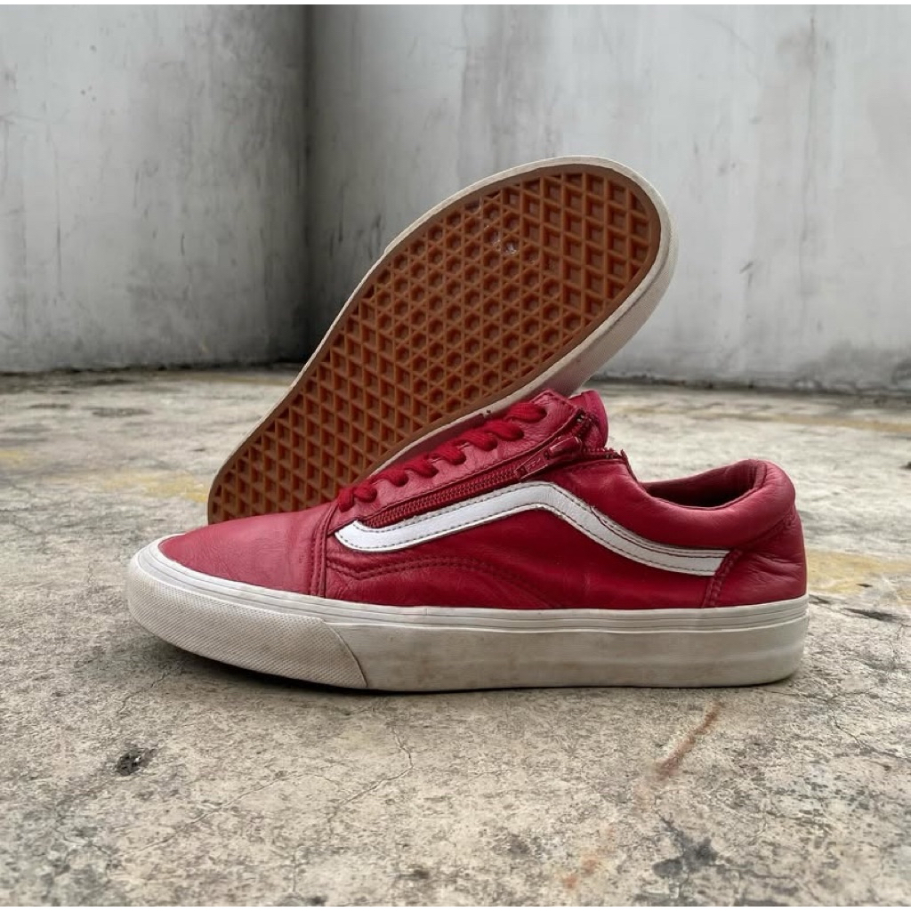 vans old skool leather zip size 42