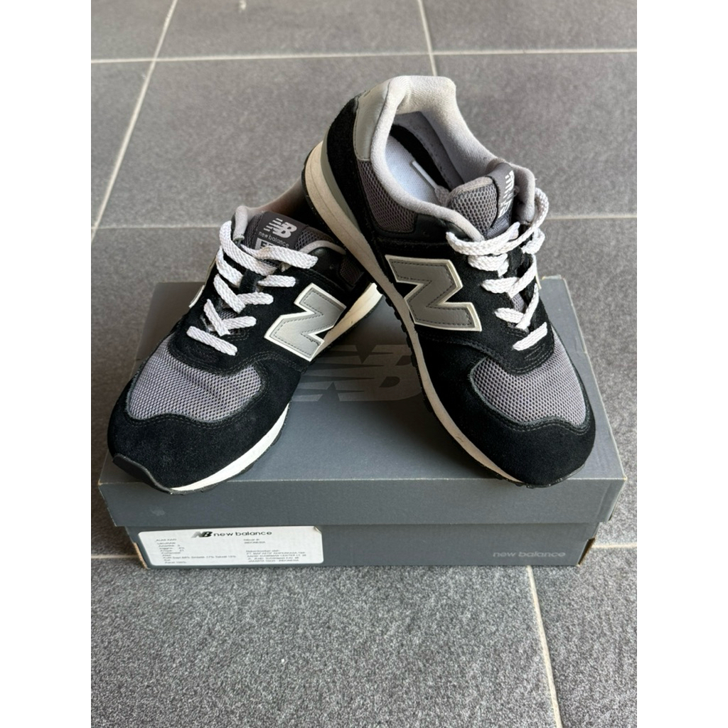 New Balance 574 Classics Size 37