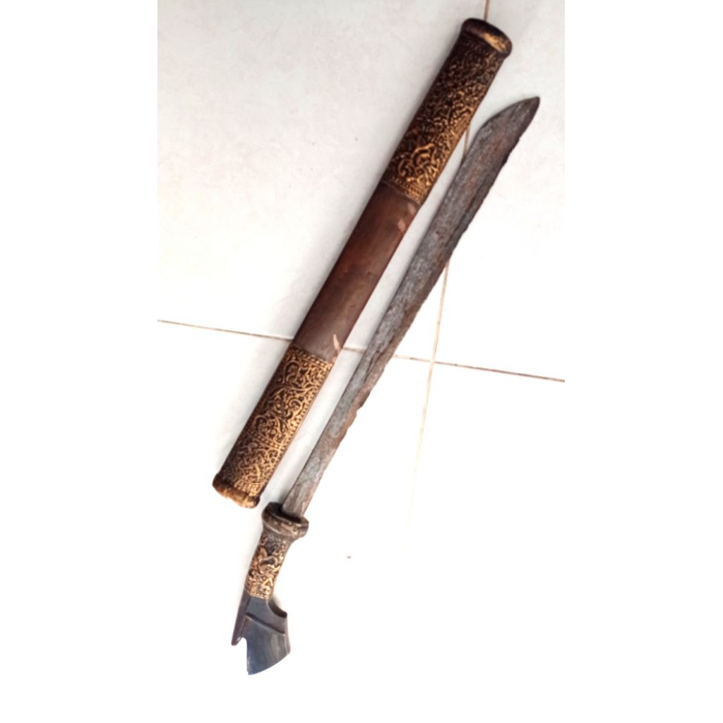 pedang kuno tebal utuh gagang tanduk harga