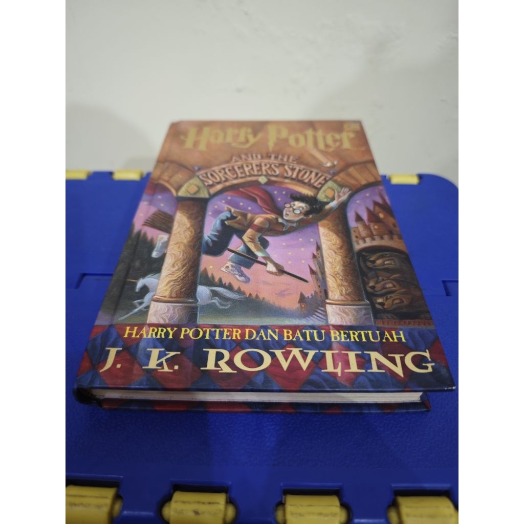 harry potter 1 hard cover HC Ori original gramedia dan batu bertuah and the sorcerer's stone bekas p