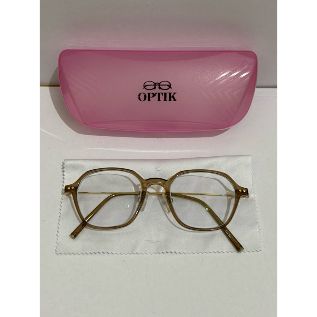 Kacamata minus 7 indek 1.67 dipertipis baru | warna brown coklat minus 7 | indek 1.67 | kacamata min