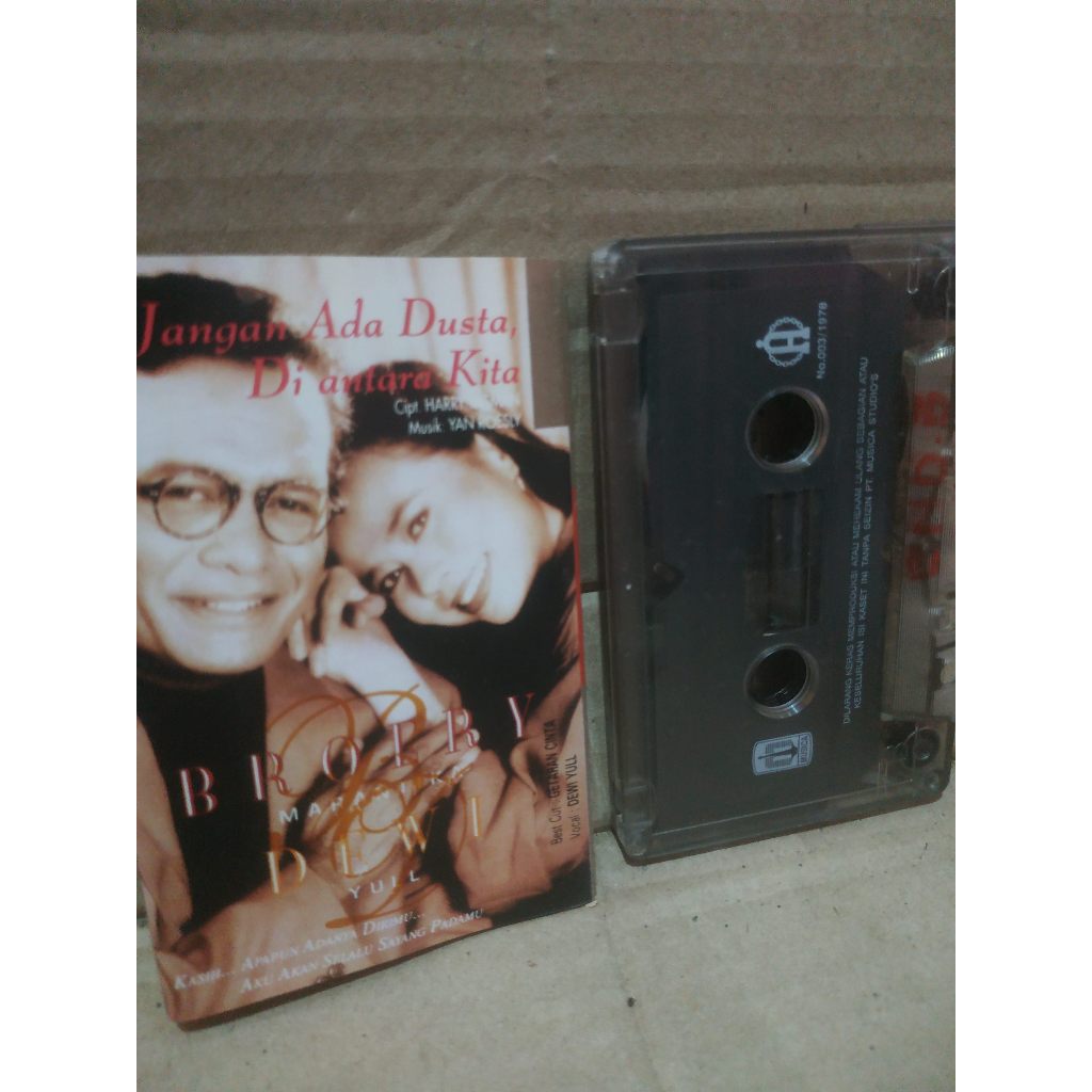 Kaset pita Broery Marantika & Dewi Yull