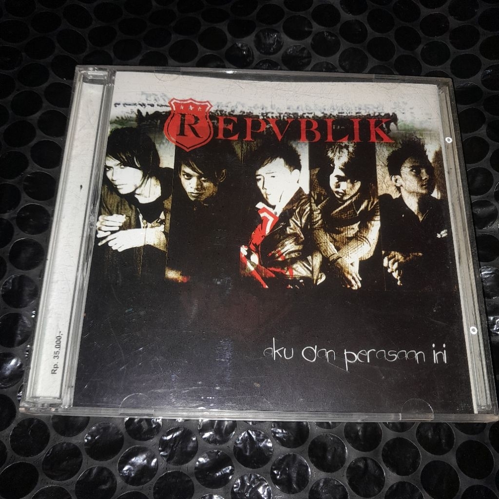 cd repvblik ku dan perasaan ini