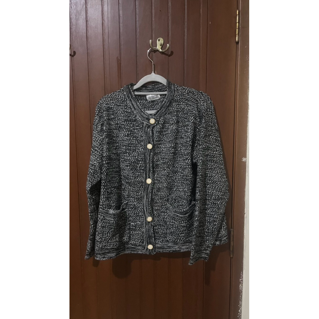 Cardigan Tweed Rajut Vintage House