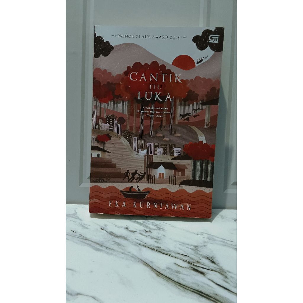 preloved buku novel Cantik itu Luka