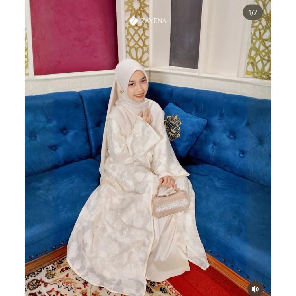 Osma Abaya size S by Zayena Indonesia NEW with TAG