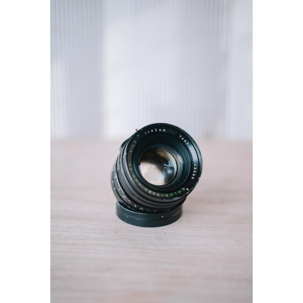 Yashica DX 45mm F1.7 Lensa Manual