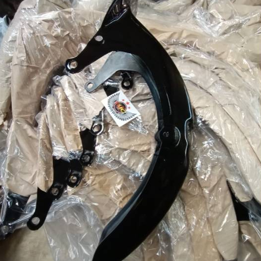 Spakbor depan honda  astrea c800/ c700/star.