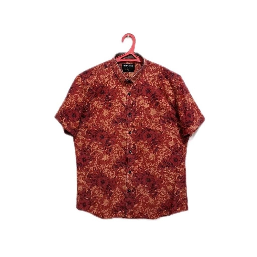 Manzone Kemeja Pria Lengan Pendek Size L Slim Fit Motif Batik Bunga Merah Katun Premium Quality