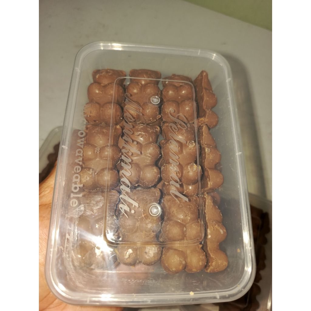 COKELAT BONEKA SQ ALMOND ISI 300GR | COKELAT PATAHAN SQ ALMOND