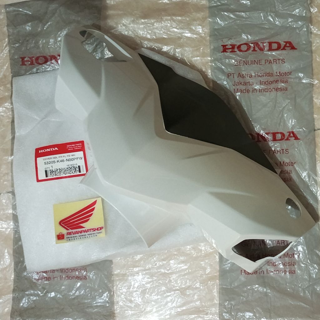 53205K46N00PFW COVER BATOK KELAPA DEPAN VARIO AGNES 110 FI STATER KASAR 2014-2015 PUTIH GLOSY ORIGIN