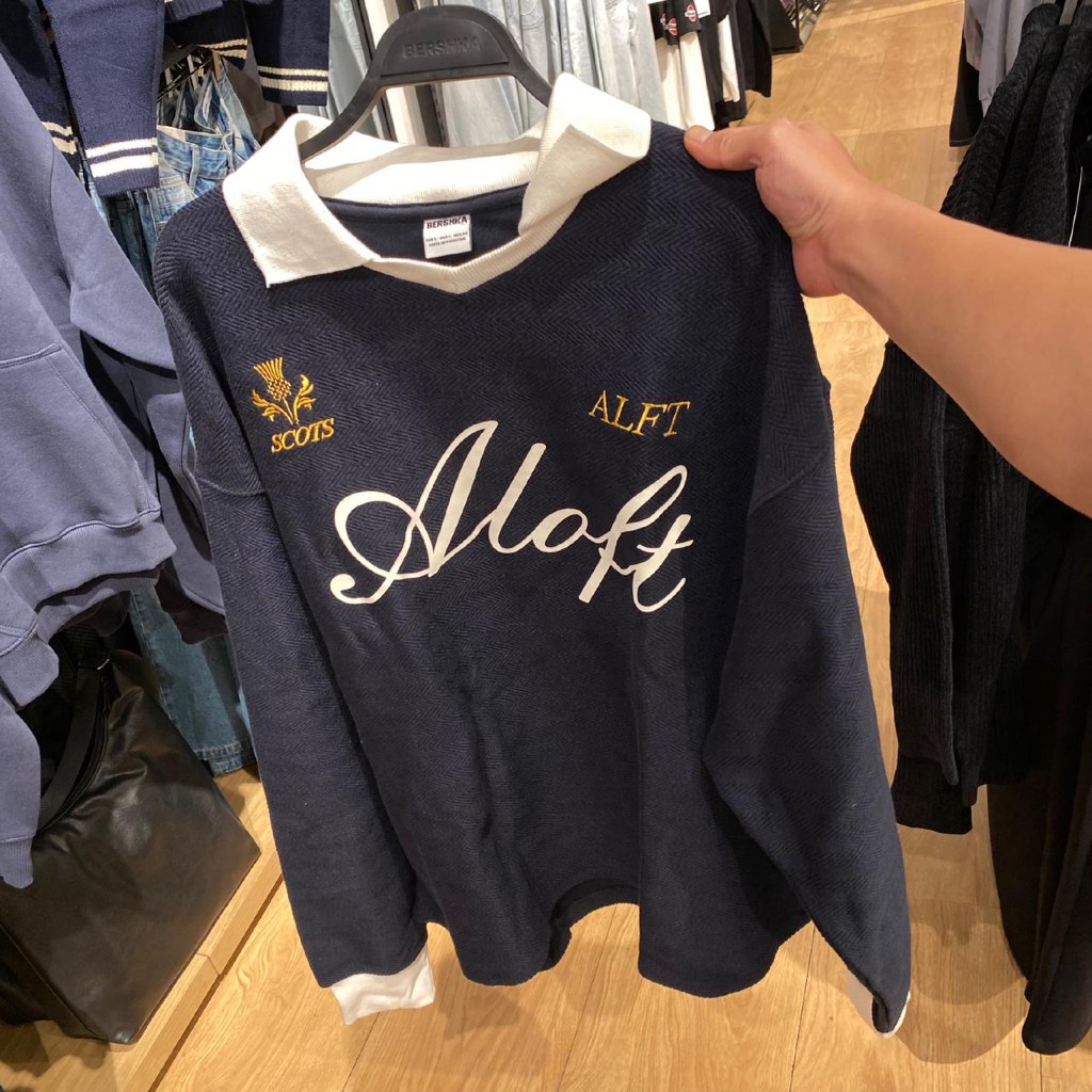 JASTIP. Polo Longsleeve Bershka (MAN)