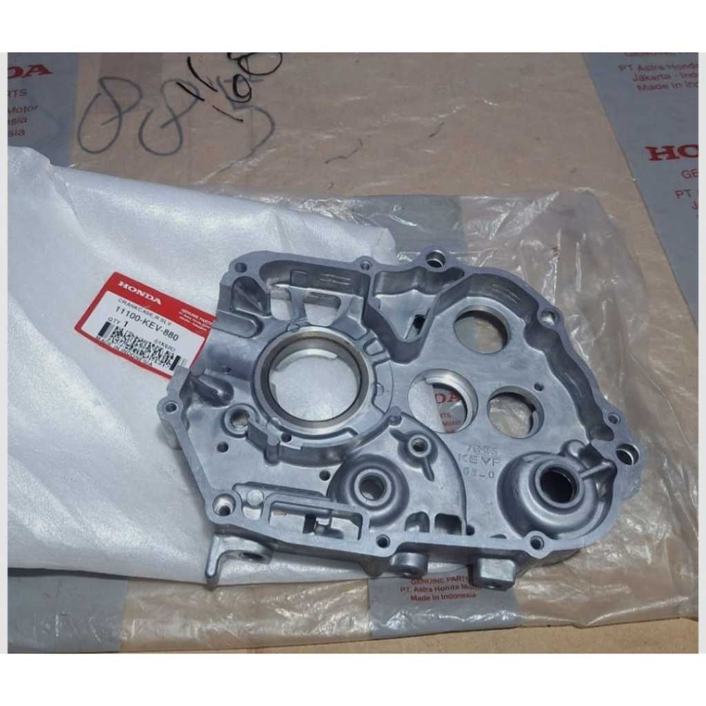 Blok Mesin Crankcase Kanan Honda Grand Impressa, Legenda, Revo, Supra Fit, WIN 11100-KEV-880