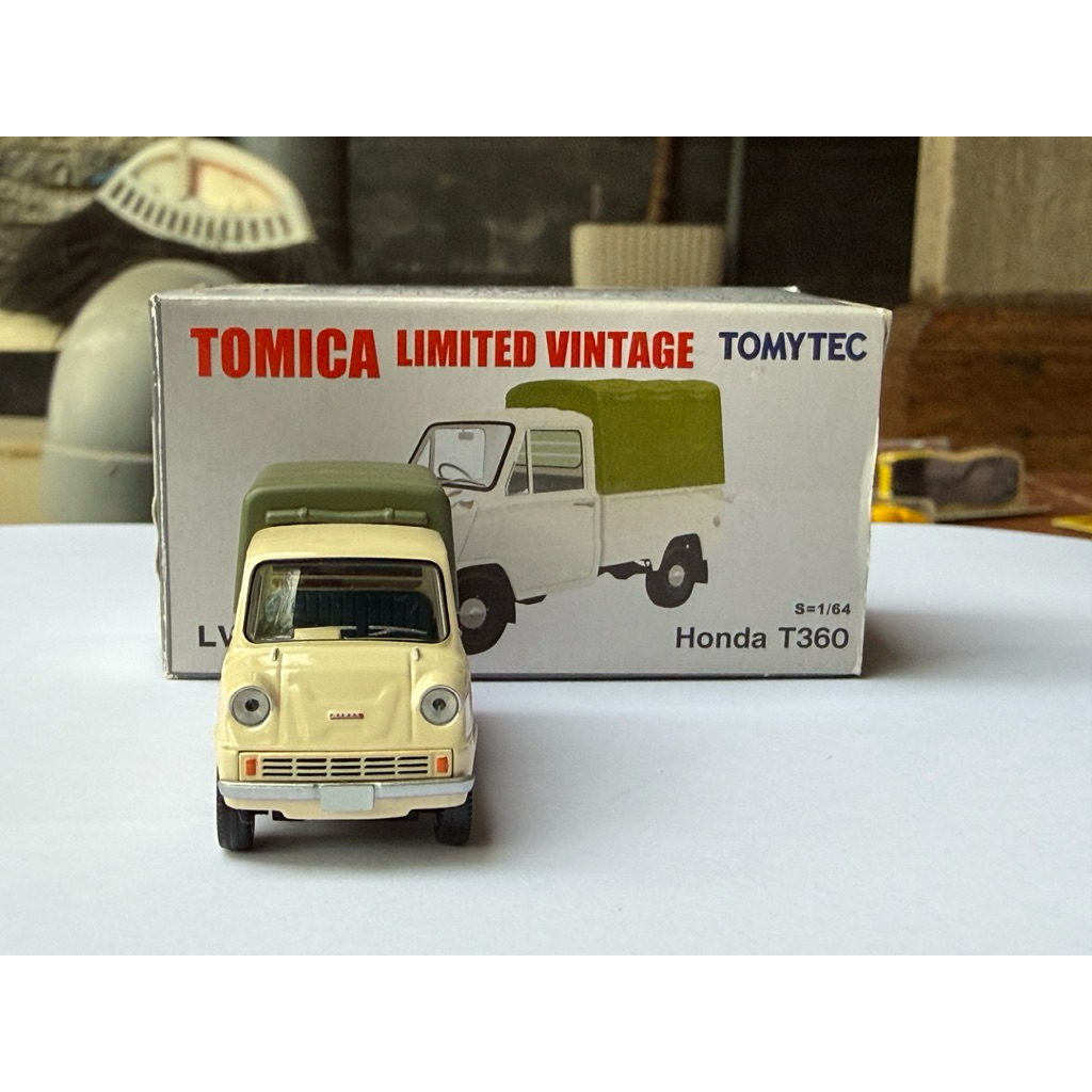 Tomica Limited Vintage
