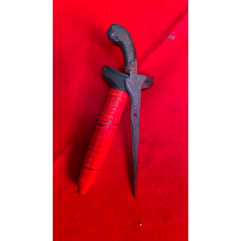 koleksi keris fiber sopal combong pita merah kecil