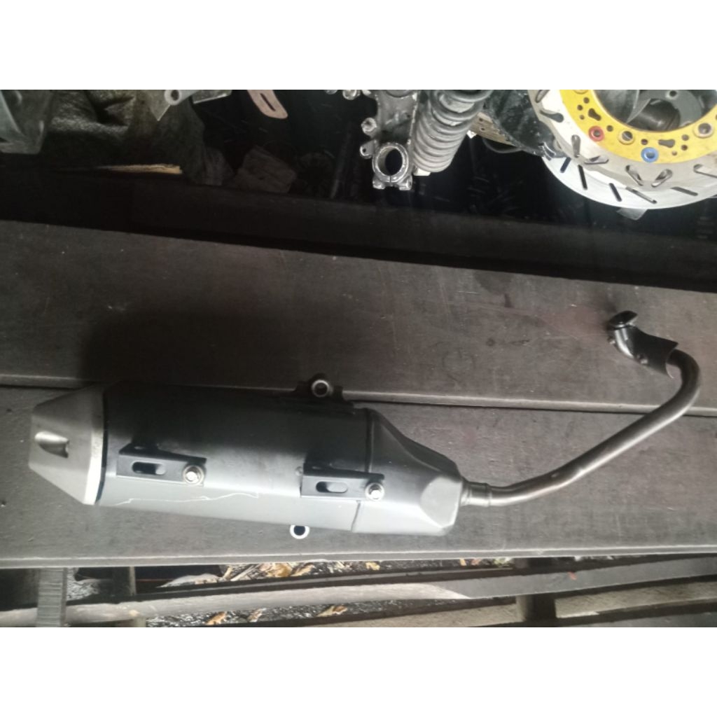 knalpot vario 125,150 led original