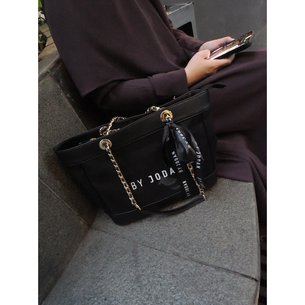 BY JODAN - BOWGEL TOTEBAG M BLACK