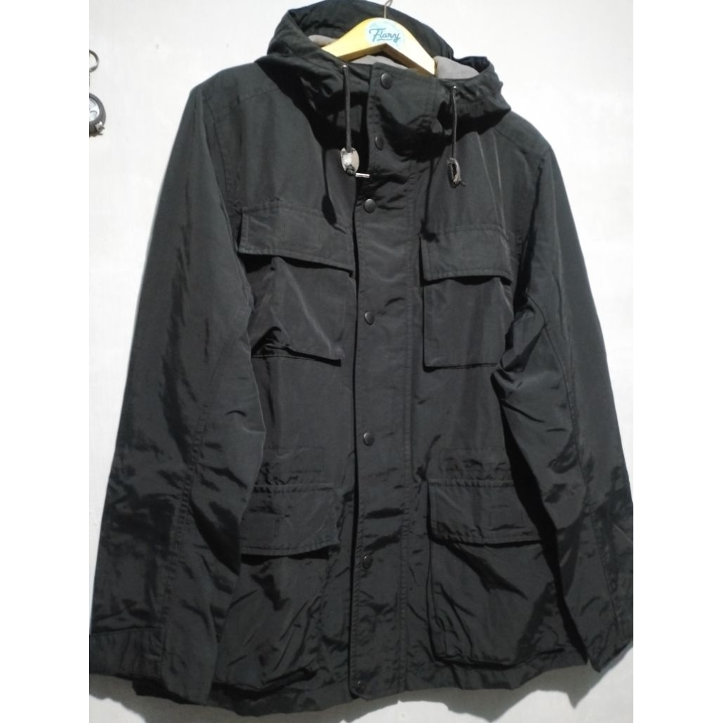 UNIQLO mountain parka