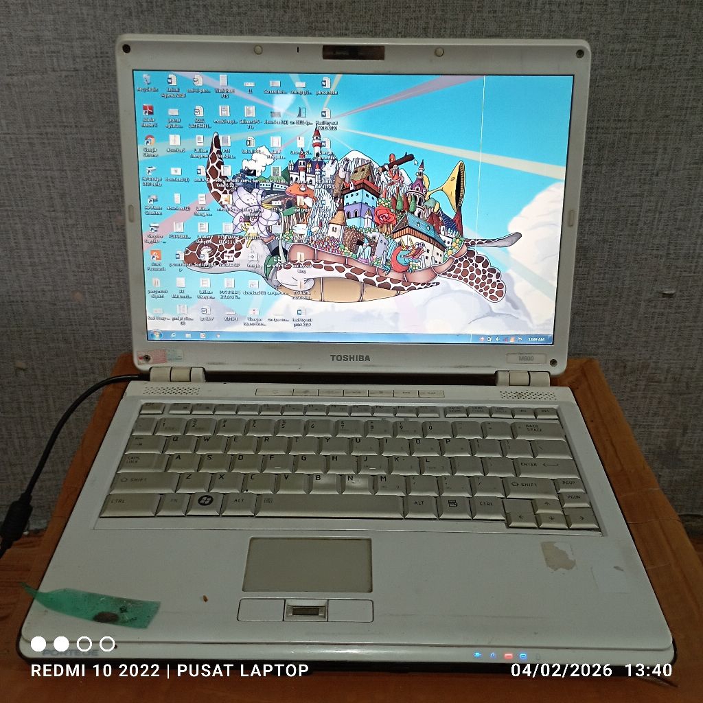 Laptop Toshiba portege M600 windows 7 Prosesor intel Core2duo Ram2gb DDR2 Hrd320gb Lcd13,5inc Mesin 