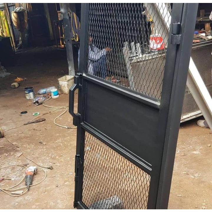 Pagar Rumah Balkon Void Expanded Modern Minimalis Sidoarjo Galvanis Hollow