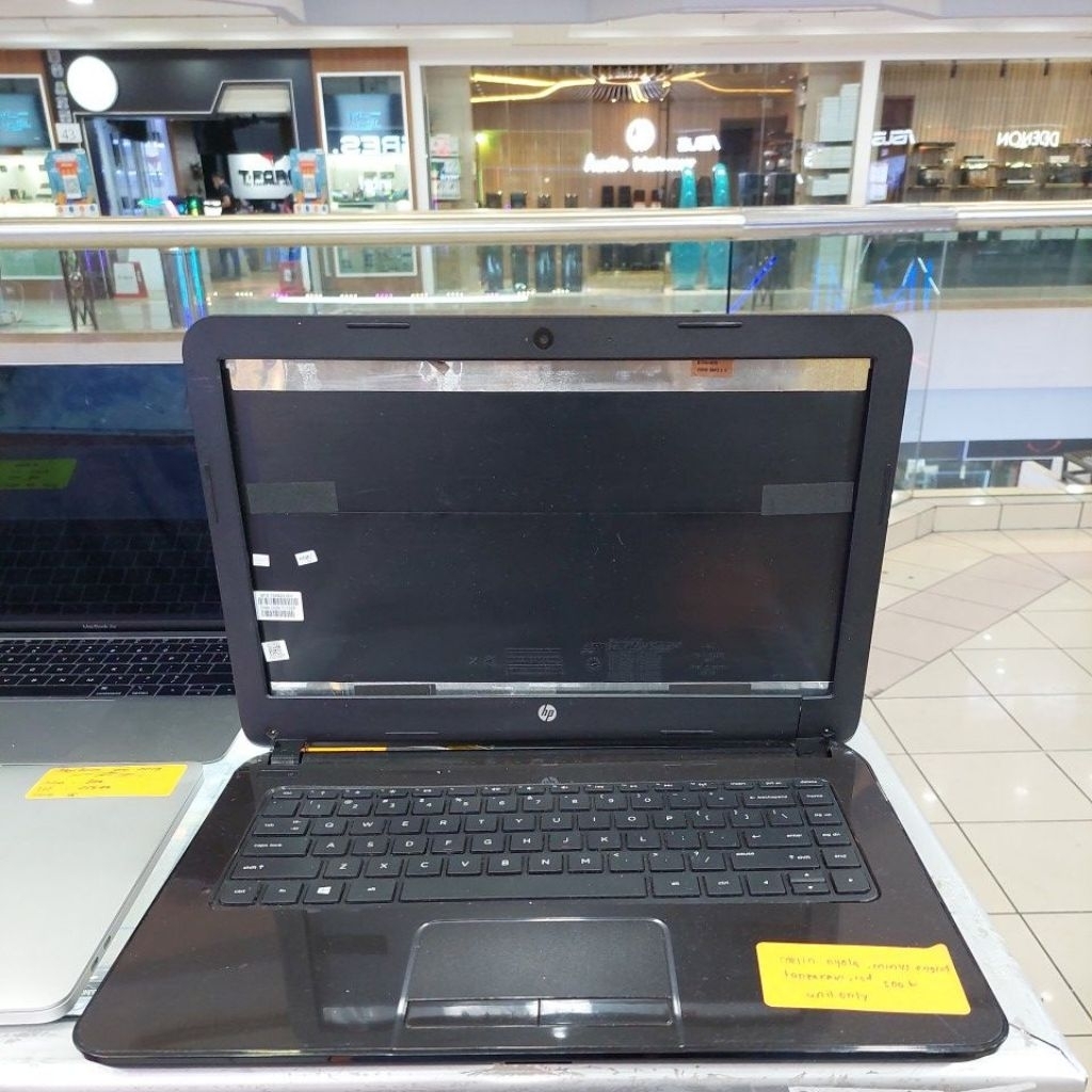 Laptop Hp 14-g102AU mesin nyala minus engsel, tanpa ram tanpa ssd jual casing dan mesin saja no komp