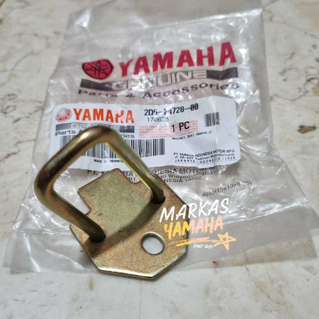 Bracket Kaitan Cantolan Jok Nouvo Z 2D5-F4728-00 Besi Kaitan Kunci Seat Jok Nouvo Z Original Yamaha