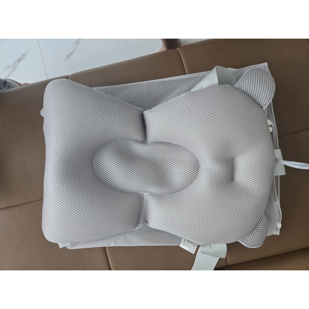 Preloved Sugar Baby Pillow Bather