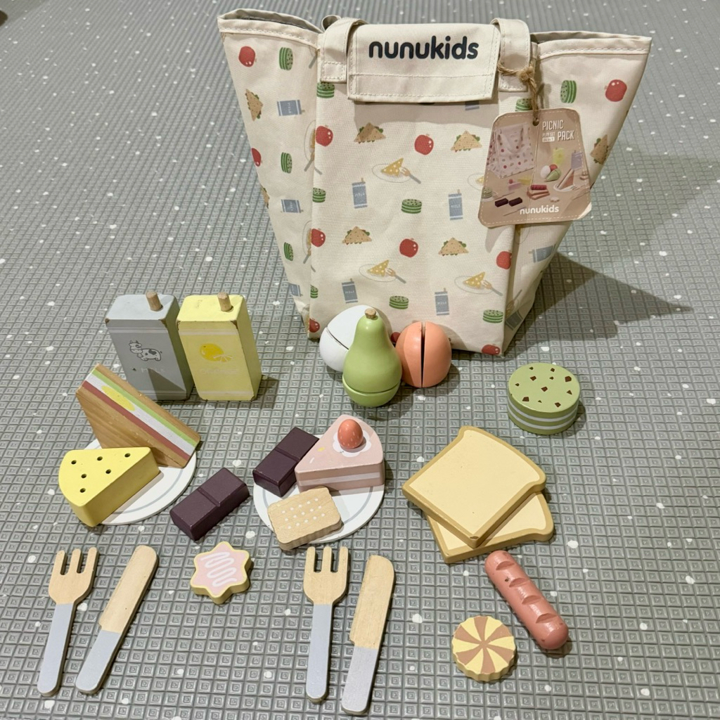 PRELOVED Nunukids Picnic Set | Wooden Toy Toys Pretend Plays Mainan Masak Masakan Kayu Kue Cake Nunu