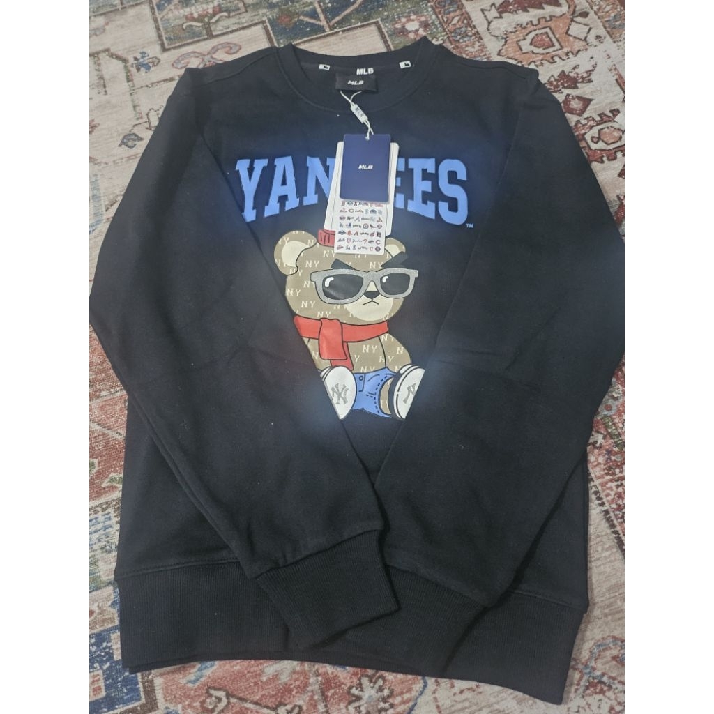 Yankees crewneck unisex