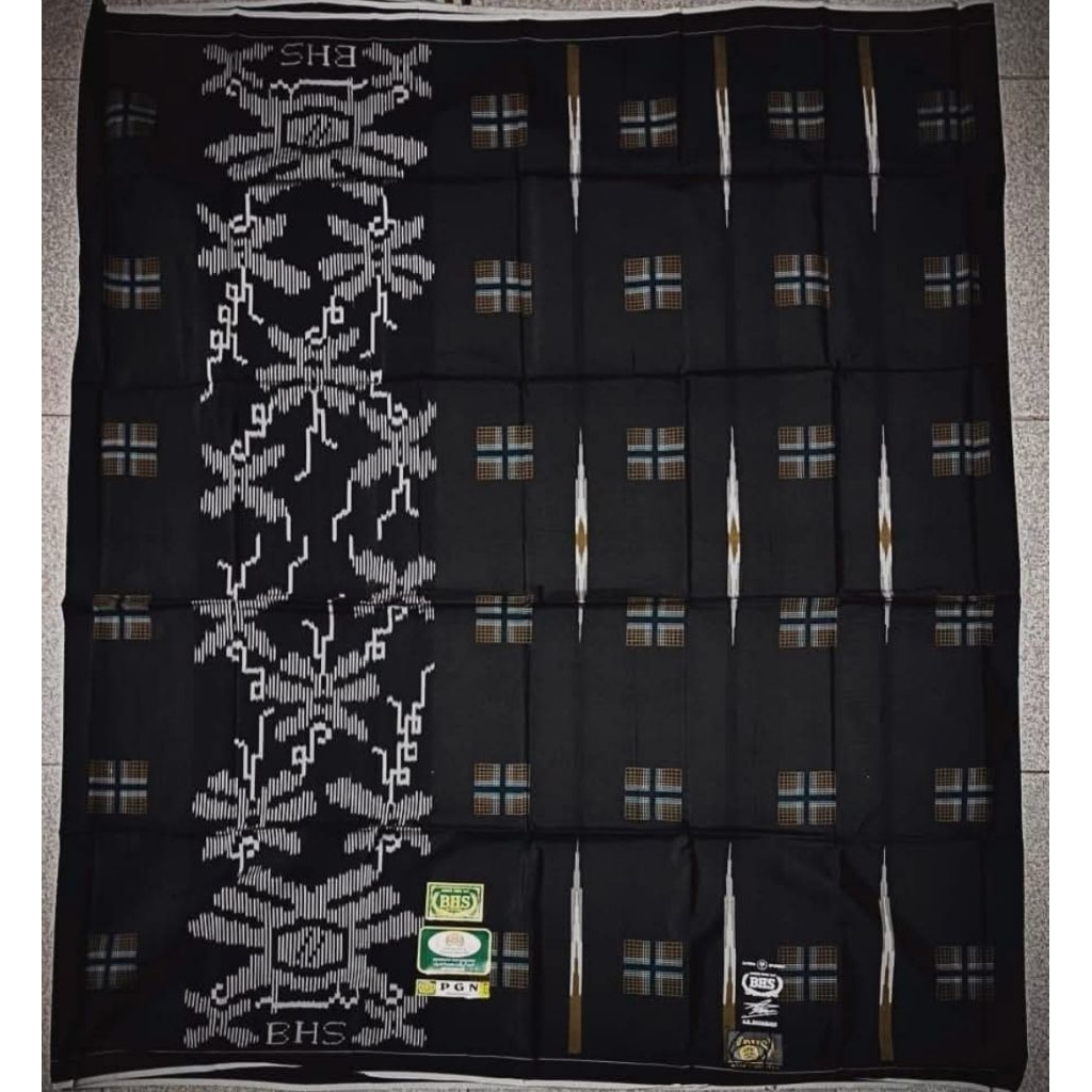 SARUNG BHS PGN GOLD SUTRA SPUNSILK 210 HITAM