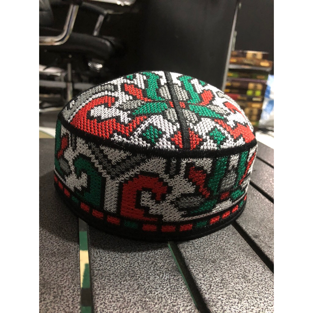 Peci Ovais Pakistan Motif