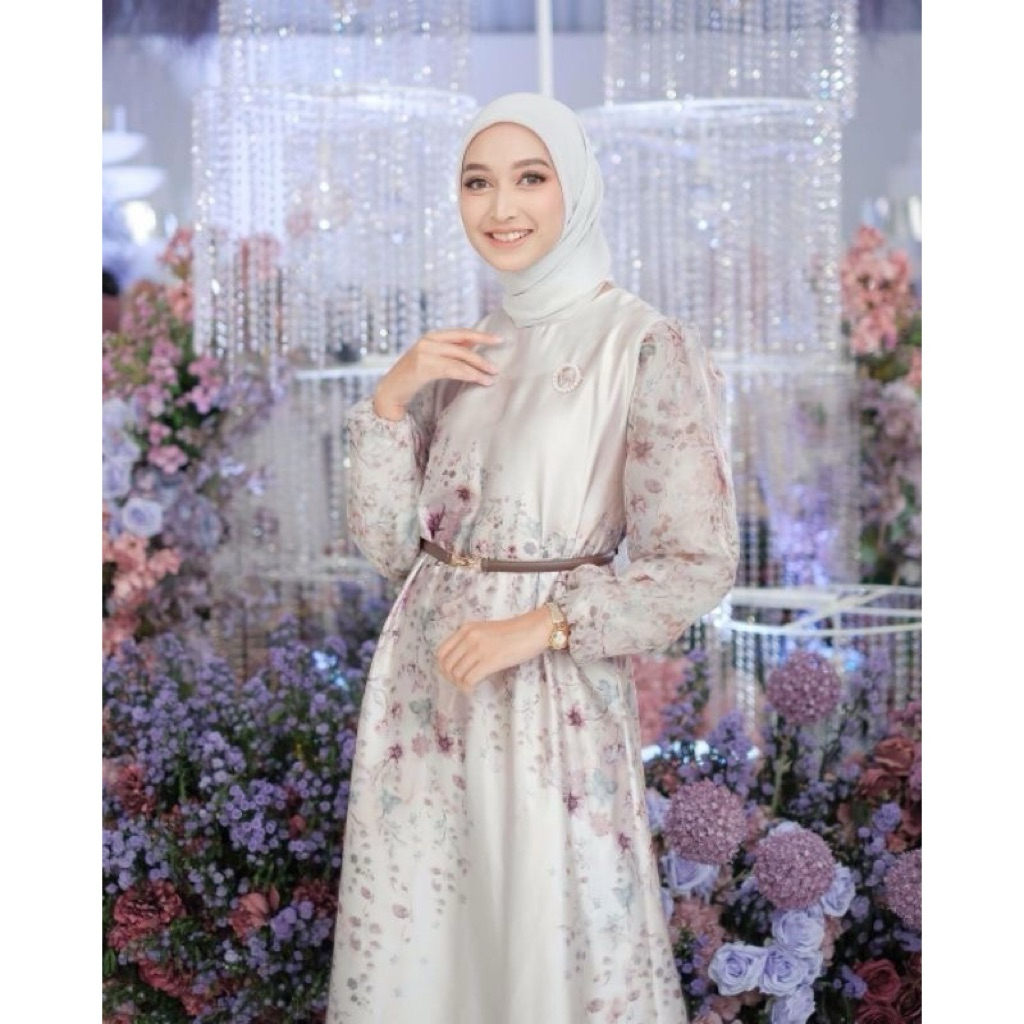 Vanilla Hijab, laluna dress