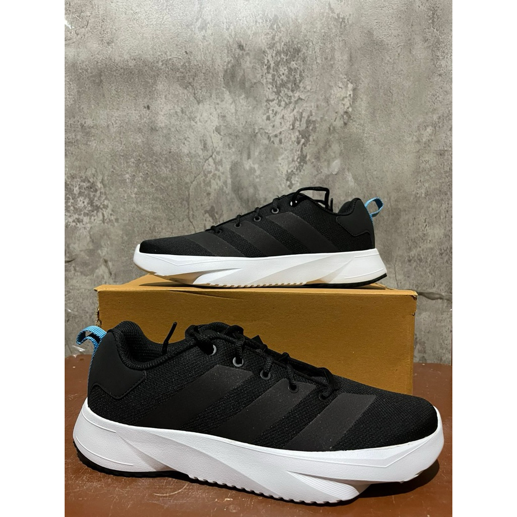 Sepatu Lari Pria Adidas Original Resmi BNIB