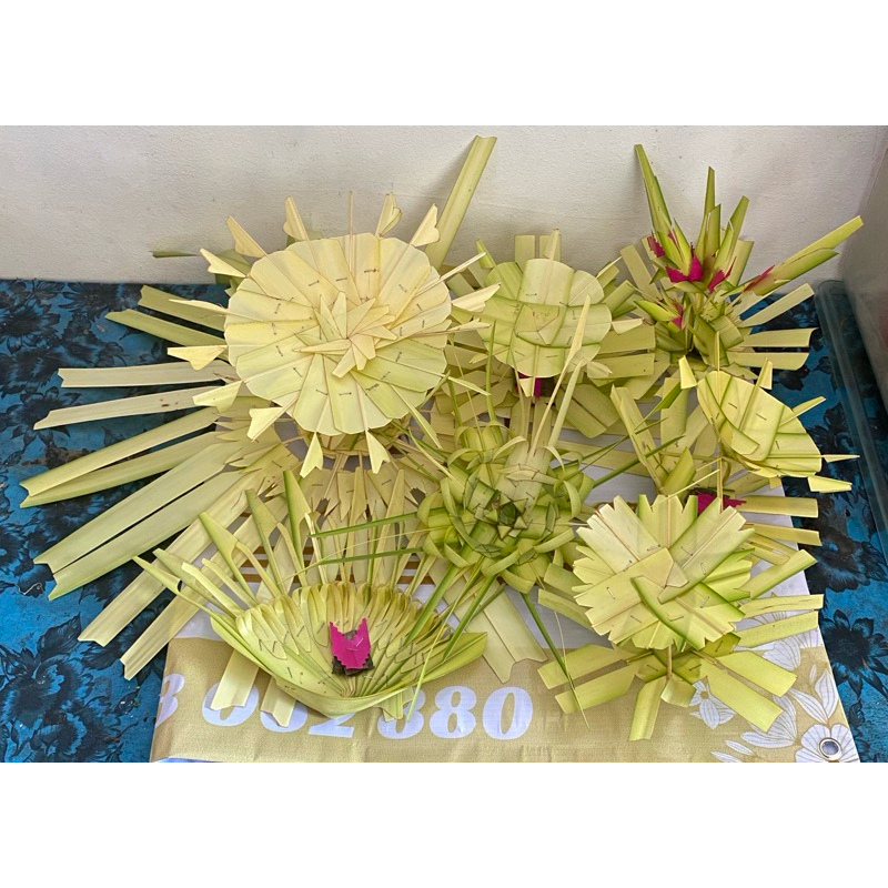 SAMPIAN AYABAN TUMPENG 7 BAHAN BUSUNG FRESH / sampian otonan / sampian ayaban