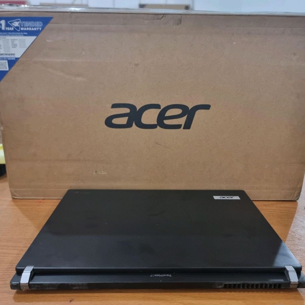 Acer laptop travelmate ultrabook i5 P645