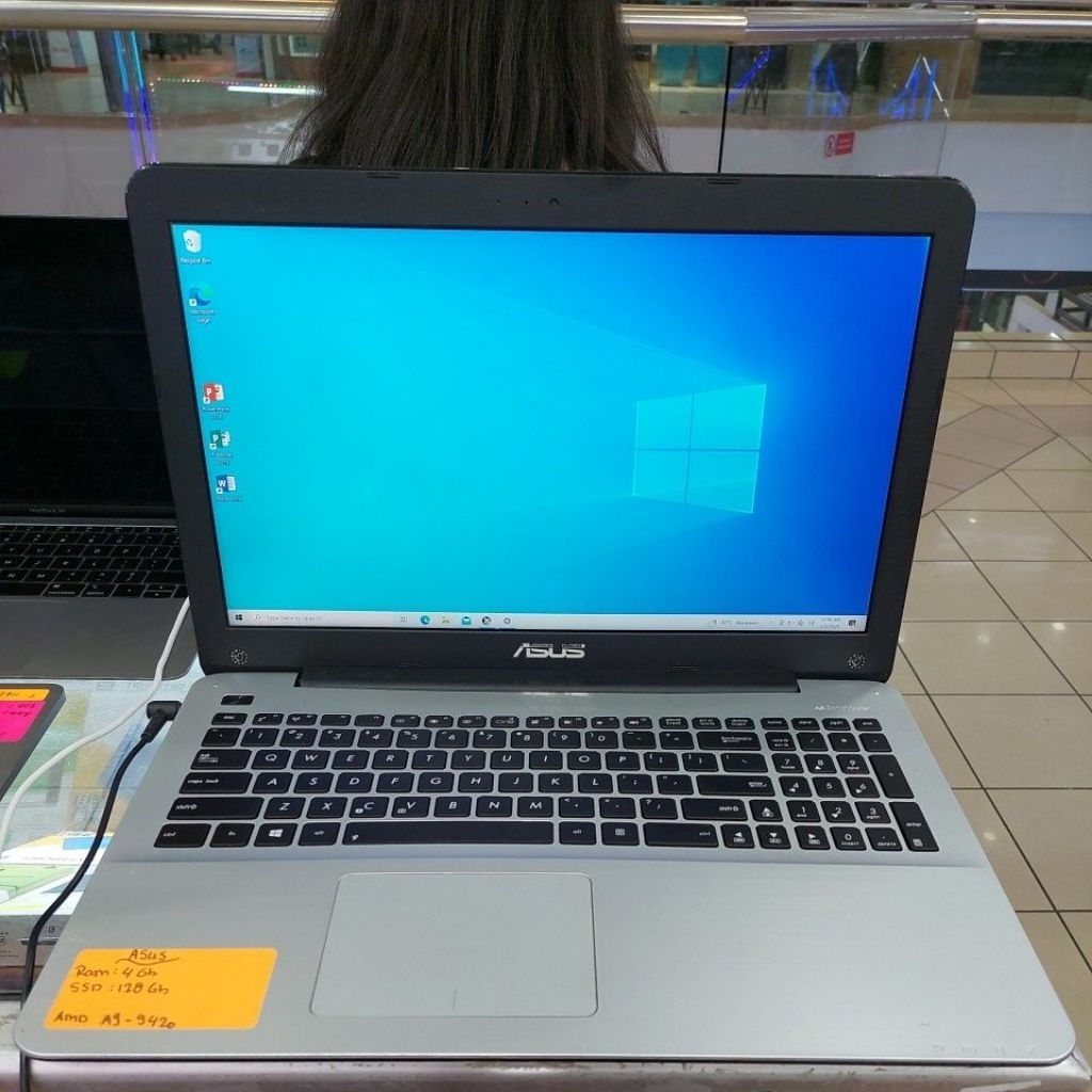 Laptop Asus X555B AMD A9-9420 RADEON R5 Ram 4gb ssd 128 1205