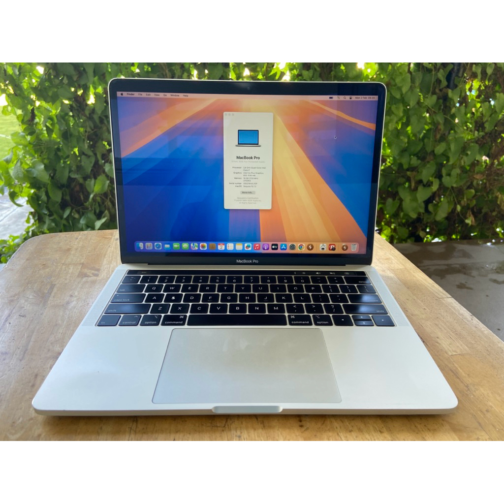 Macbook Pro 2019 13 inch intel i7 Ram 16/512GB