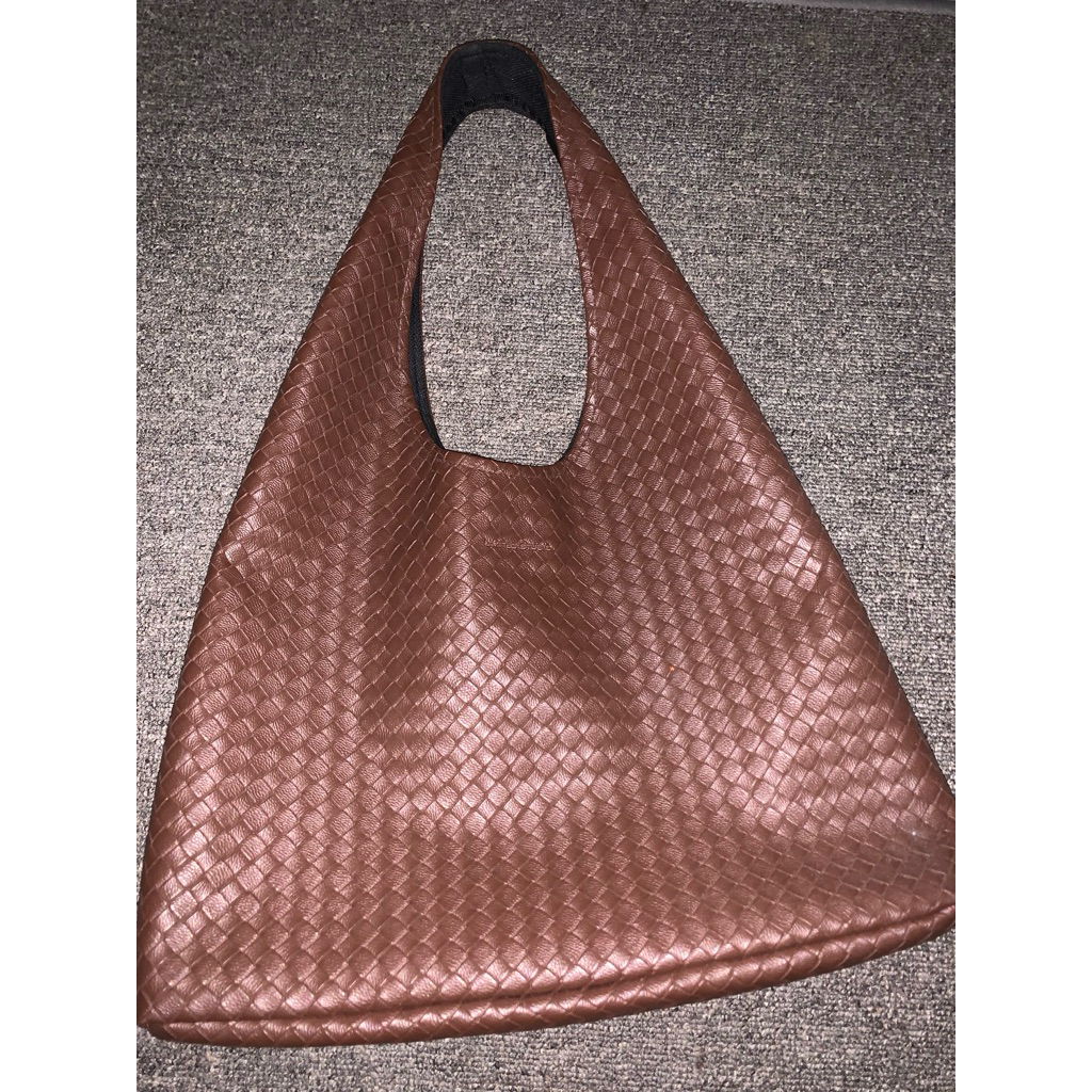 Preloved Tas Limited Studio