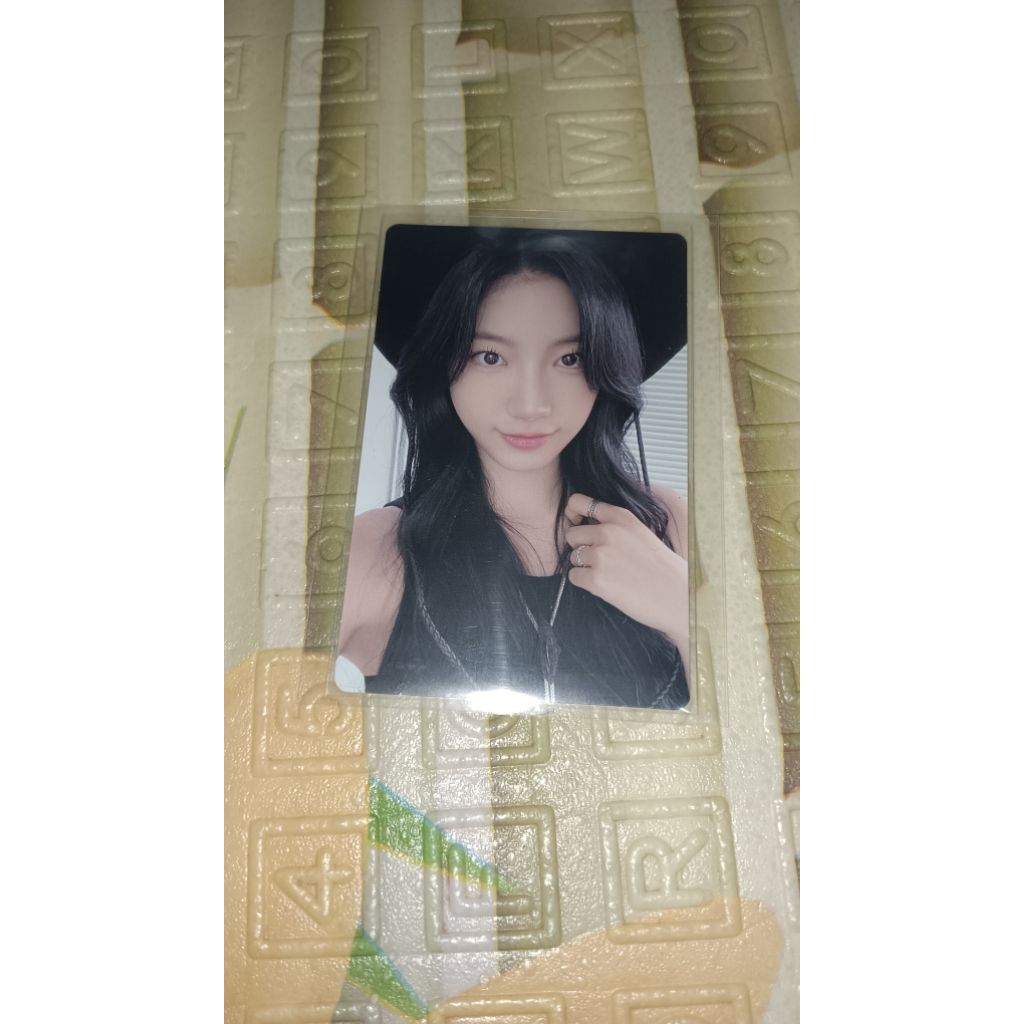 PHOTOCARD KAZUHA TORECT POB UNFORGIVEN OFFICIAL