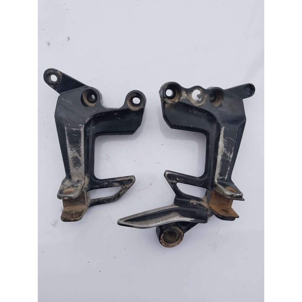 postep injakan belakang Yamaha JUPITER Z1